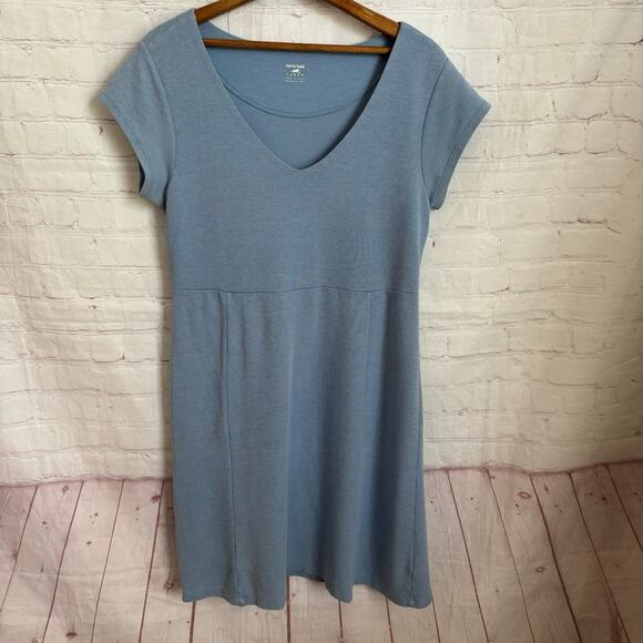 Horny Toad Dresses & Skirts - Horny Toad cap sleeve fit and flare dress coin pocket in hem light blue Large